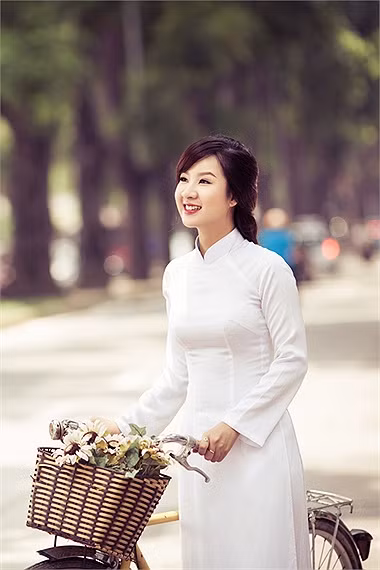 Cô nữ sinh thường tham gia những cuộc thi sắc đẹp, làm mẫu ảnh và nhận được nhiều sự quan tâm từ cộng đồng mạng.