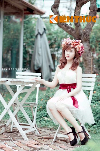 Uyên chia sẻ về cuộc sống tự lập giữa Sài Gòn đông đúc, xô bồ: "Sống xa gia đình Uyên phải tự chăm sóc bản thân, thấy mình trưởng thành hơn rất nhiều, biết suy nghĩ và có thể quyết định mọi việc cho bản thân, đồng thời tự học cách quản lí chính mình, sống có khuôn khổ".