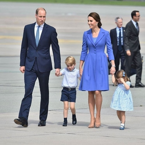 Vì sao người giàu có, quyền lực thích mặc màu xanh? ảnh 3