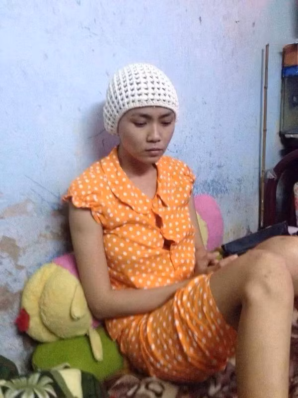 Võ Thị Ngọc Nữ, sinh năm 1988, là cô gái trẻ xinh đẹp, có niềm đam mê với nghệ thuật múa, là nhân vật được cộng đồng quan tâm khi không may mắc bệnh máu trắng cùng với một gia cảnh hết sức éo le. Cha Ngọc Nữ mất sớm, chỉ có mình mẹ là người cùng Ngọc Nữ cố gắng vượt qua thử thách khắc nghiệt từ căn bệnh quái ác này.