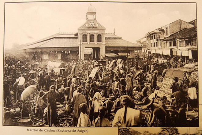 Khu chợ cũ của Chợ Lớn, ở vị trí ngày nay là bưu điện Chợ Lớn.