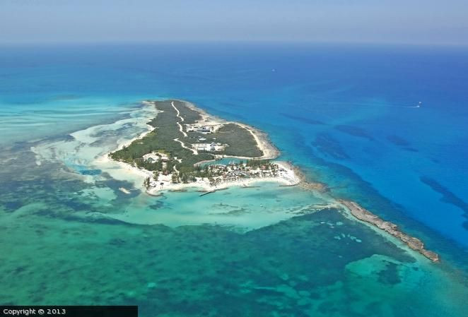 Tháng 9/1968, trong khi đang bơi trong vùng biển phụ cận đảo Bimini ở Bahamas, một đảo quốc vùng Caribe, tiến sĩ Valentine đã vô tình có một phát hiện làm chấn động lịch sử ngành khảo cổ thế giới.