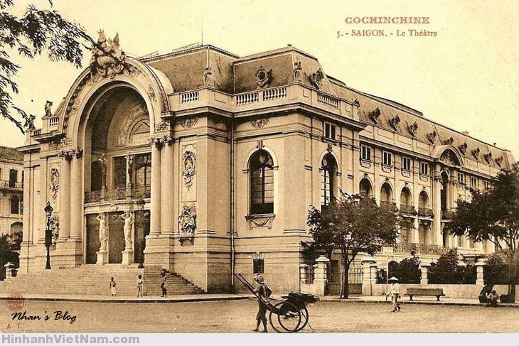 Ngày nay Nhà hát lớn Sài Gòn - Nhà hát TP HCM được coi là một trong những công trình kiến trúc tiêu biểu nhất của TP HCM.