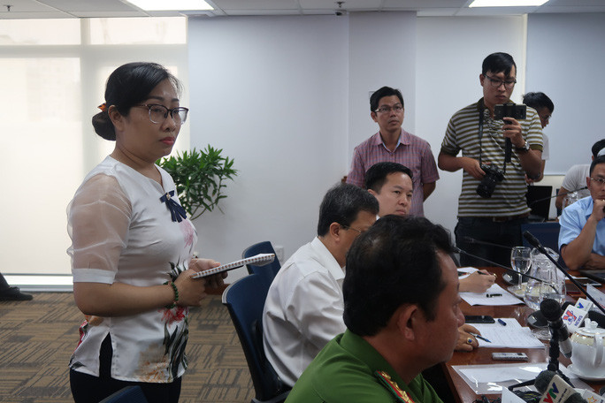 Phe chuan tam giam nhan vien Trung tam Ho tro xa hoi dam o 3 be gai