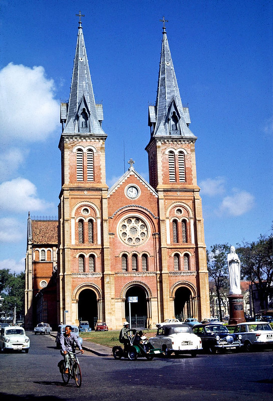 Nhà thờ Đức Bà Sài Gòn.