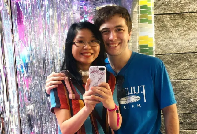 Yeu nhau 9 nam, cap doi nua vong Trai Dat ben nhau-Hinh-2