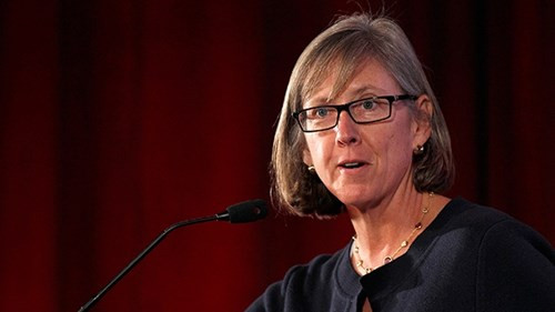  Mary Meeker - một trong những chuyên gia am hiểu công nghệ nhất thung lũng Silicon. Đối tác xuất sắc nhất của hãng đầu tư tài chính bậc nhất thế giới Kleiner Perkins Caufield &amp; Byers là và một trong những chuyên gia am hiểu công nghệ bậc nhất tại thung lũng Silicon. Bà từng tham gia vào hội đồng quản trị của hàng loạt công ty công nghệ hàng đầu, đầu tư 50 triệu USD cho dịch vụ SoundCloud - một dịch vụ chia sẻ video và nhạc giống YouTube. Bà từng có bài giới thiệu nổi tiếng về tương lai của Internet tại hội thảo Web 2.0 ở San Francisco vào năm ngoái. 