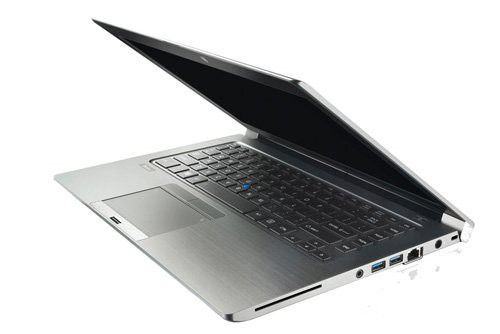 4. Toshiba Tecra Z40 (trọng lượng: 1,47 kg).