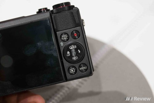 Về mặt chất lượng hình ảnh, Canon cho biết DIGIC 7 đem lại khả năng khử nhiễu ở ISO 1600 tương đương ISO 800 trên các máy dùng DIGIC 6. Vi xử lý mới cũng giúp máy chống rung tốt hơn, và chụp nét hơn ở khẩu nhỏ. G7 X Mark II sử dụng cảm biến kích thước 1 inch, độ phân giải 20.2 MP. Ống kính tích hợp có tiêu cự tương đương 24 – 100mm trên máy phim, khẩu độ f/1.8 - 2.8.