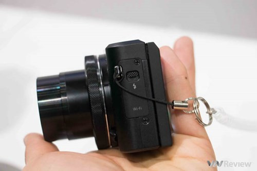 G7 X MARK II có giá niêm yết 699 USD ở nước ngoài, và chưa rõ thời điểm bán cùng giá của sản phẩm này ở Việt Nam.