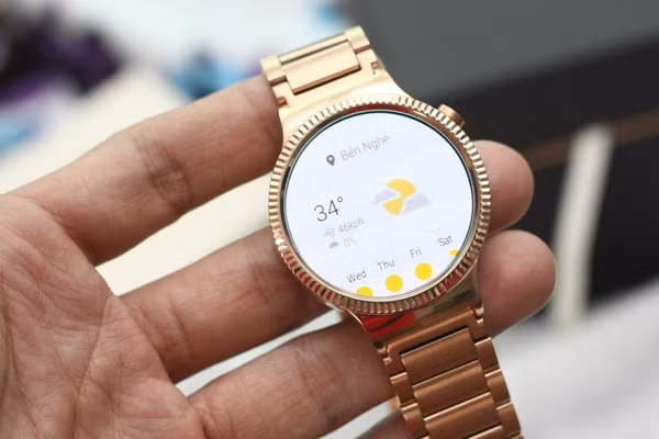 Mo hop dong ho Huawei Watch, gia 25 trieu dong tai Viet Nam-Hinh-14