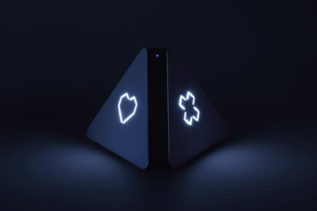 Prizm - thiết bị gián tiếp giúp smartphone hoặc máy tính bảng của bạn phát nhạc thông qua dàn loa được kết nối với nó