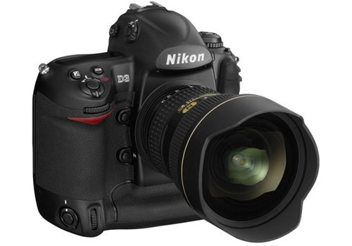  2007 Nikon D3. Mẫu máy 12-megapixel này tăng thanh cho hiệu suất ánh sáng yếu với thiết lập ISO lên 25.600. Máy có thể chụp rõ ràng, hình ảnh đầy màu sắc dưới ánh nến.