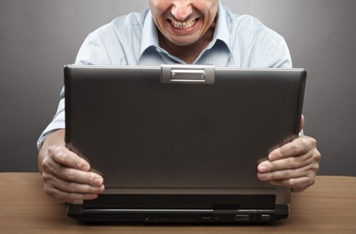  Mất sự thương cảm. Nhiều nghiên cứu khoa học gần đây chứng minh thanh niên bây giờ ít cảm thông với người khác hơn so với 30 năm về trước.