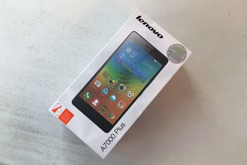 4. Lenovo-Motorola (doanh số: 76,3 triệu máy, chiếm 5,3% thị phần).