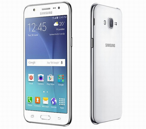  Samsung Galaxy J5 (4,49 triệu đồng). Máy trang bị cấu hình khá mạnh mẽ với chip lõi tứ, tốc độ 1.2 GHz RAM 1.5 GB cùng bộ nhớ trong 8 GB. Máy sở hữu camera 13 MP, khẩu độ mở rộng đến F 1.9. Đây là con số ấn tượng với người biết chụp ảnh bằng các thiết bị chuyên nghiệp. Cấu hình của chú “dế” này khá mạnh mẽ với chip lõi tứ, tốc độ 1.2 GHz RAM 1.5 GB cùng bộ nhớ trong 8 GB.
