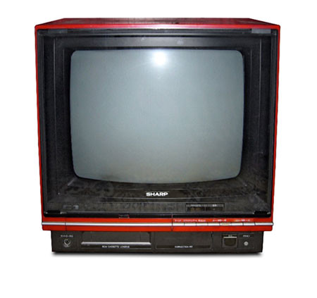 Tiếp đó vào năm 1988, Sharp phát triển chiếc tivi LCD TFT đầu tiên trên thế giới với màn hình mỏng rộng 14” và độ nét cao làm người xem mê mẩn.