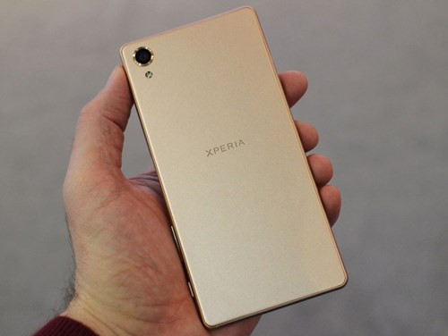 Viên pin dung lượng 2.620 mAh.