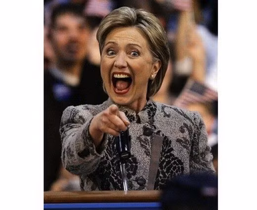 Khoảnh khắc cựu Ngoại trưởng Mỹ Hilary Cliton "mắt chữ O, miệng chữ A".