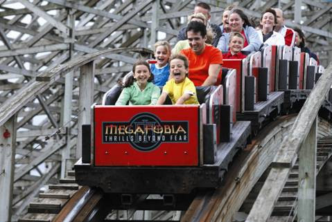 Cô bé Hayley Williams sau đó chết vì bị thương nặng. Công viên này đã bị phạt 250.000 bảng Anh vì thiếu cẩn trọng. Sau đó, người ta đã phát hiện ra rằng, các nhân viên thường bỏ qua việc kiểm tra thanh chắn và dây an toàn cố định người chơi trên tàu lượn Hydro.