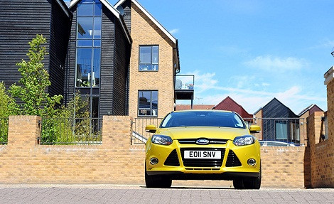 2. Ford Focus: 87.350 chiếc.