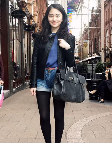 Trước thông tin đăng tuyển người yêu về ăn Tết lan truyền trên mạng, cô Vương cho biết, đây chỉ là trò đùa vui của những cư dân mạng và những người bạn của cô.