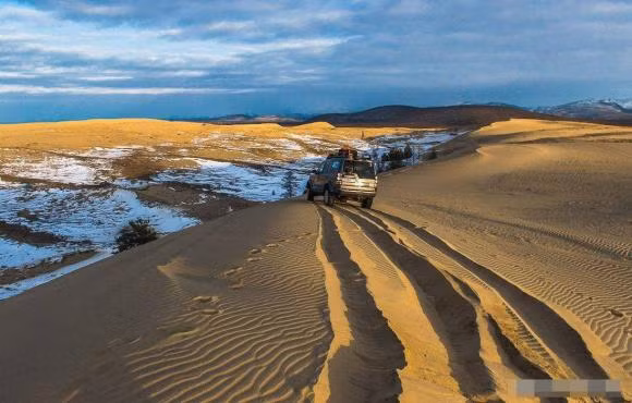 Nhưng đến đó rất khó, trước tiên bạn phải vượt qua hai con sông gồ ghề là Redney Sakugan và Chara.