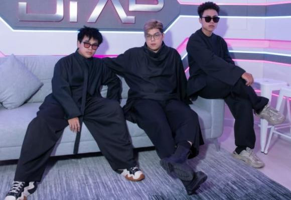 Nhan sac Lan Khue hiem hoi tai xuat qua ong kinh camera thuong-Hinh-7