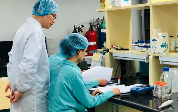 Viet Nam se som co vac-xin phong COVID-19