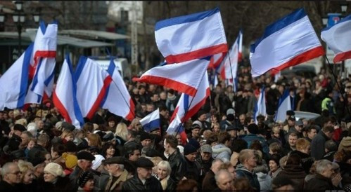 Nhân dân Crimea biểu tình ủng hộ việc sáp nhập vào Liên bang Nga