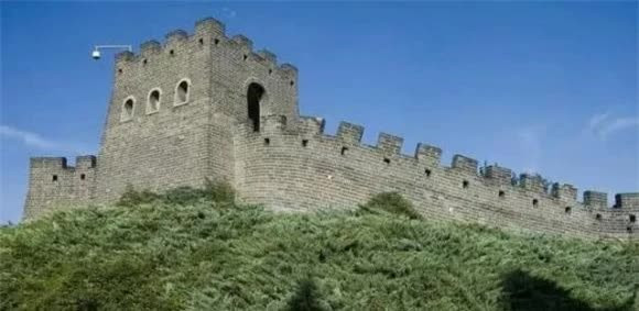 Vạn Lý Trường Thành ban đầu được xây dựng để bảo vệ ai? ảnh 1