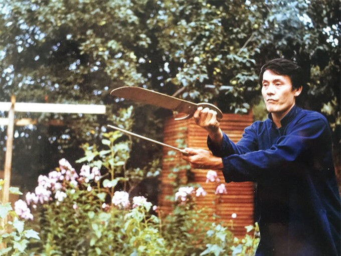 Võ sư người Việt 'nổi tiếng hơn Lý Tiểu Long' là ai? Vo su nguoi Viet 'noi tieng hon Ly Tieu Long' la ai?