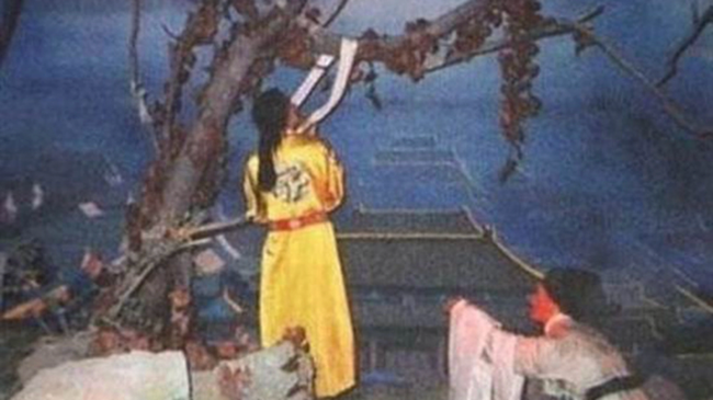 Ngày cuối cùng trong cuộc đời hoàng đế Sùng Trinh - Hình 6 Ngay cuoi cung trong cuoc doi hoang de Sung Trinh-Hinh-6