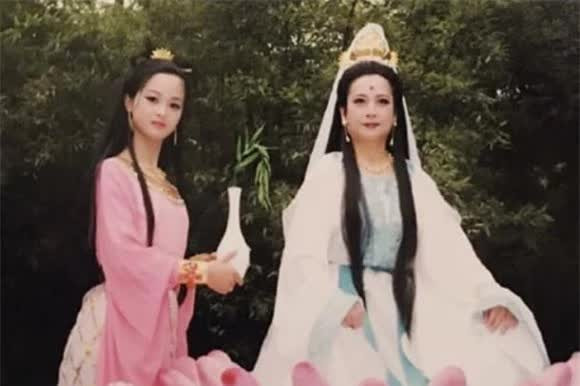 Đôi Tiên Đồng, Ngọc Nữ bên cạnh Quan Âm Bồ Tát là ai? - Hình 2 Doi Tien Dong, Ngoc Nu ben canh Quan Am Bo Tat la ai?-Hinh-2