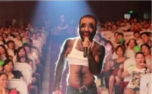 Cuoc song hien tai cua 'cau be nguoi vuon' ra sao?-Hinh-3