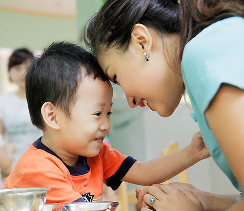 Thanh Vân không ngần ngại chia sẻ, trong trường hợp tệ nhất dù con có chọn cho mình giới tính nào, tôi vẫn luôn ở bên cạnh và ủng hộ tâm lý cho con trai.