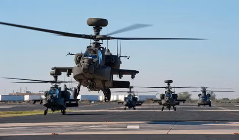 Chỉ trong 1-2 năm nữa, phi công Ấn Độ sẽ được ngồi vào buồng lái những chiếc trực thăng Apache tối tân.