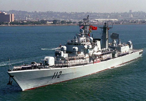 Tàu chiến Trung Quốc.