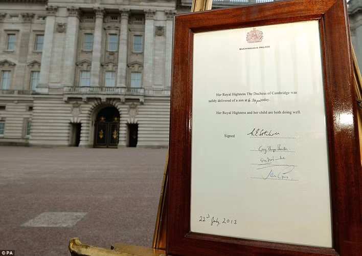 Con của Hoàng tử Anh sẽ là người kế vị ngai vàng thứ 3, sau ông nội là Thái tử Charles và cha là Hoàng tử William.