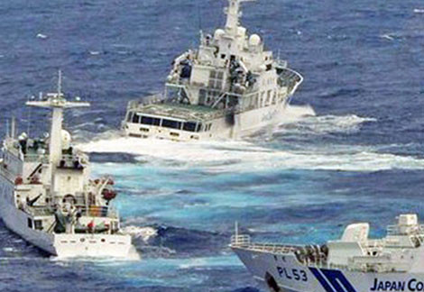 Các vụ đụng độ giữa tàu tuần tra Nhật Bản và tàu chính phủ Trung Quốc trên biển Hoa Đông làm dấy lên lo ngại về các sự cố nhỏ có thể thổi bùng lên một cuộc xung đột lớn.