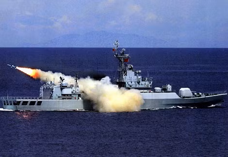 Với chiến lược A2/AD, Trung Quốc sẽ phóng tên lửa ồ ạt, điên cuồng vào các mục tiêu Mỹ-Nhật để giành lợi thế.