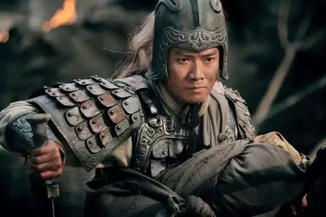 Vì sao Triệu Vân xả thân cứu ấu chúa nhưng không được trọng dụng? Vi sao Trieu Van xa than cuu au chua nhung khong duoc trong dung?