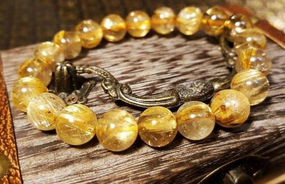 Thân thiết đến đâu cũng đừng nên cho mượn 4 thứ, dễ rước vận xui - Hình 2 Than thiet den dau cung dung nen cho muon 4 thu, de ruoc van xui-Hinh-2