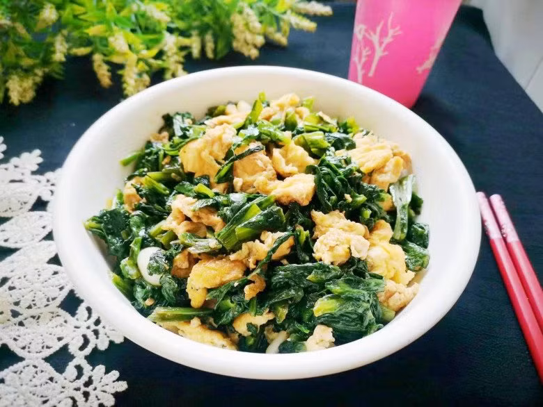 Loại rau bổ mắt, tốt xương, đừng ăn sống nữa - Hình 8 Loai rau bo mat, tot xuong, dung an song nua-Hinh-8