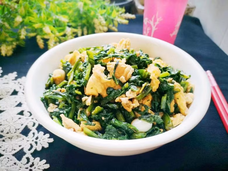 Loại rau bổ mắt, tốt xương, đừng ăn sống nữa - Hình 7 Loai rau bo mat, tot xuong, dung an song nua-Hinh-7