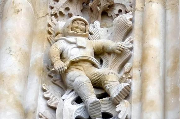 Buc hoa duoc phat hien tren day Himalaya, trong giong nhu nguoi ngoai hanh tinh-Hinh-3