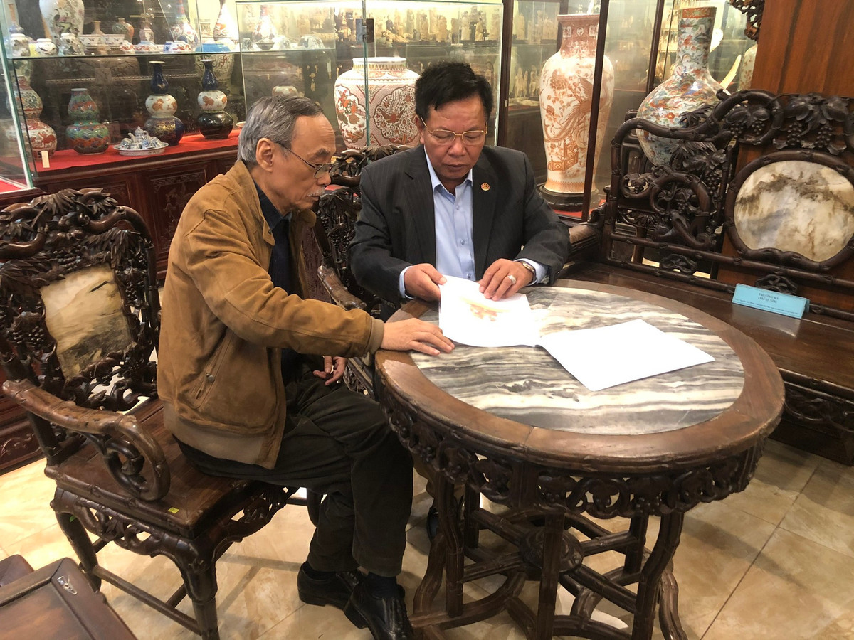 Đại gia Bắc Ninh chi hơn 6 triệu Euro hồi hương ấn vàng Hoàng Đế chi bảo? - Hình 3 Dai gia Bac Ninh chi hon 6 trieu Euro hoi huong an vang Hoang De chi bao?-Hinh-3