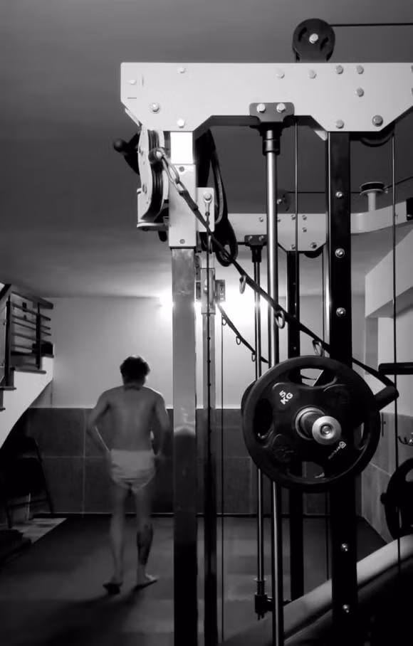 Jack lộ diện với ngoại hình khác lạ, mạnh dạn khoe body - Hình 3 Jack lo dien voi ngoai hinh khac la, manh dan khoe body-Hinh-3