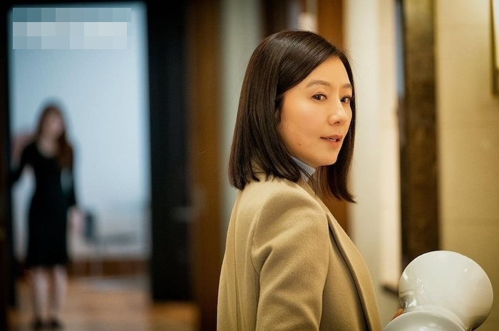 Co moi gioi nha dat go cua, toi nghe duoc cau noi gian tim nguoi