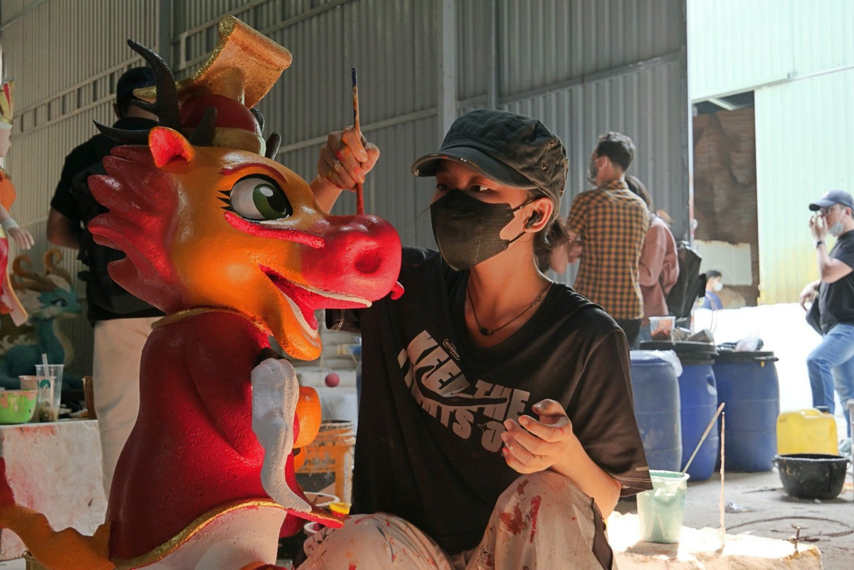 Bên trong xưởng chế tác rồng khủng cho Tết Giáp Thìn 2024 ảnh 21 Bên trong xưởng chế tác rồng khủng cho Tết Giáp Thìn 2024 ảnh 21